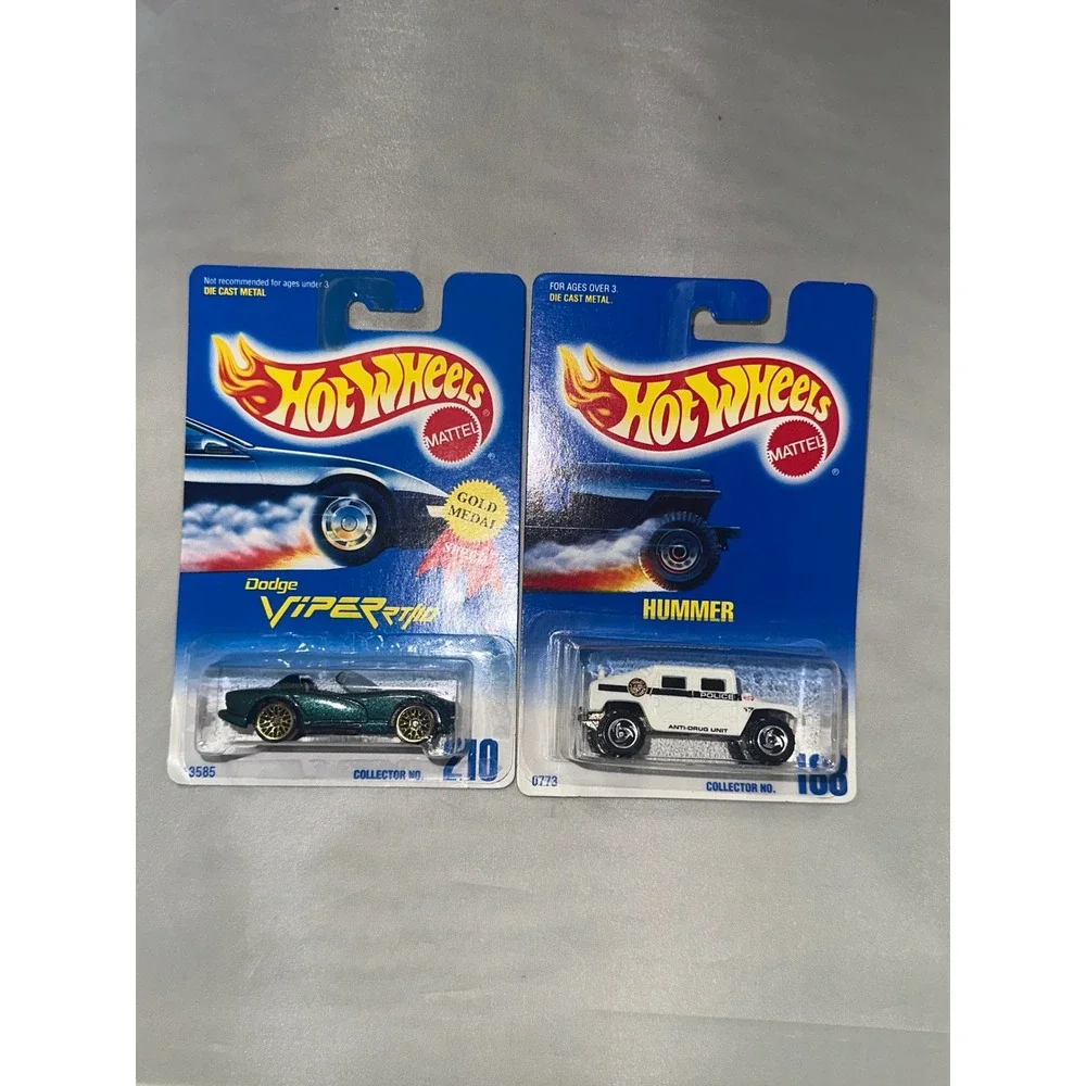 Hot Wheels Dodge Viper RT/10 Green 210 and Hummer Police 188 Diecast Lot of 2